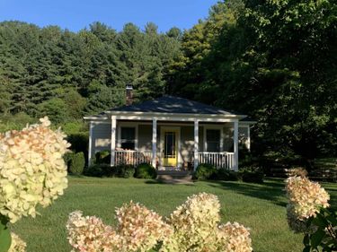 23535 SAM SNEAD HWY, WARM SPRINGS, VA 24484