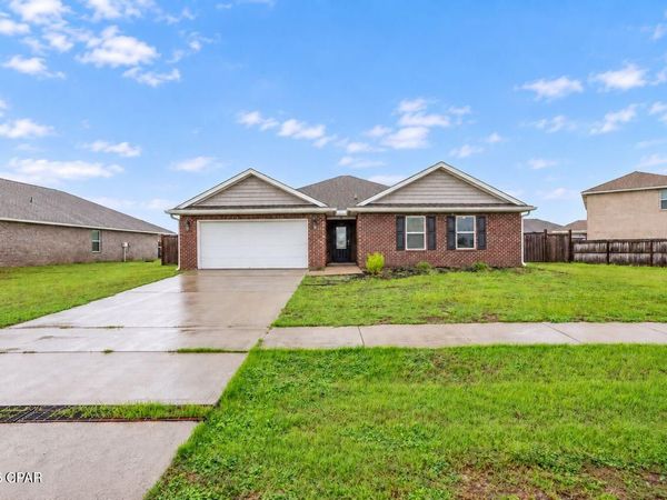 140 Spikes Circle, Southport, FL 32409