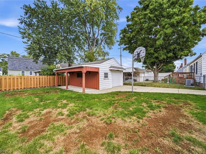 7506 Traymore Avenue, Brooklyn, OH 44144 Photo 29