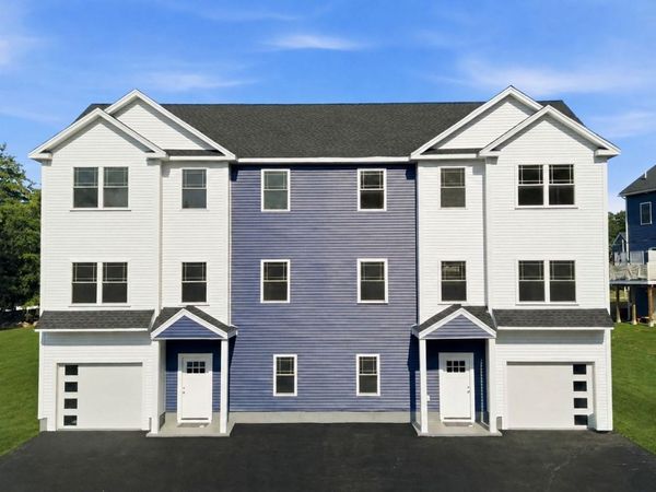 1 Doris Dr, Unit 1, Chelmsford, MA 01863
