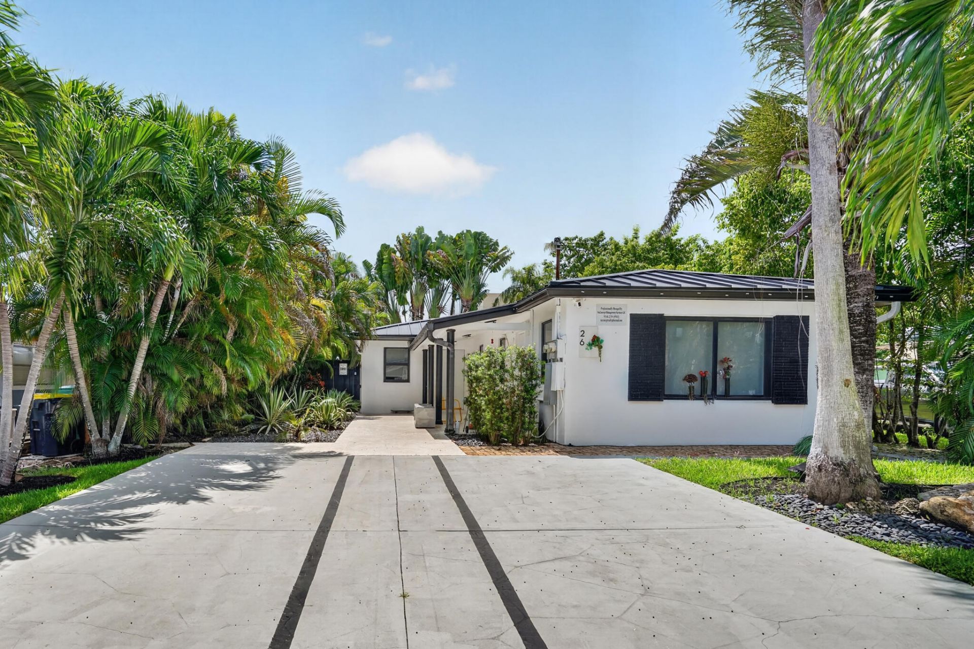 26 NE 3rd Street, Unit Apt. 2, Dania Beach, FL 33004 Main Photo