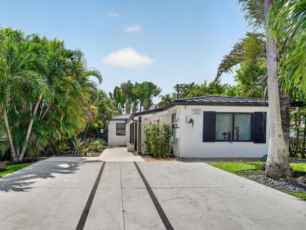26 NE 3rd Street, Unit A, Dania Beach, FL 33004