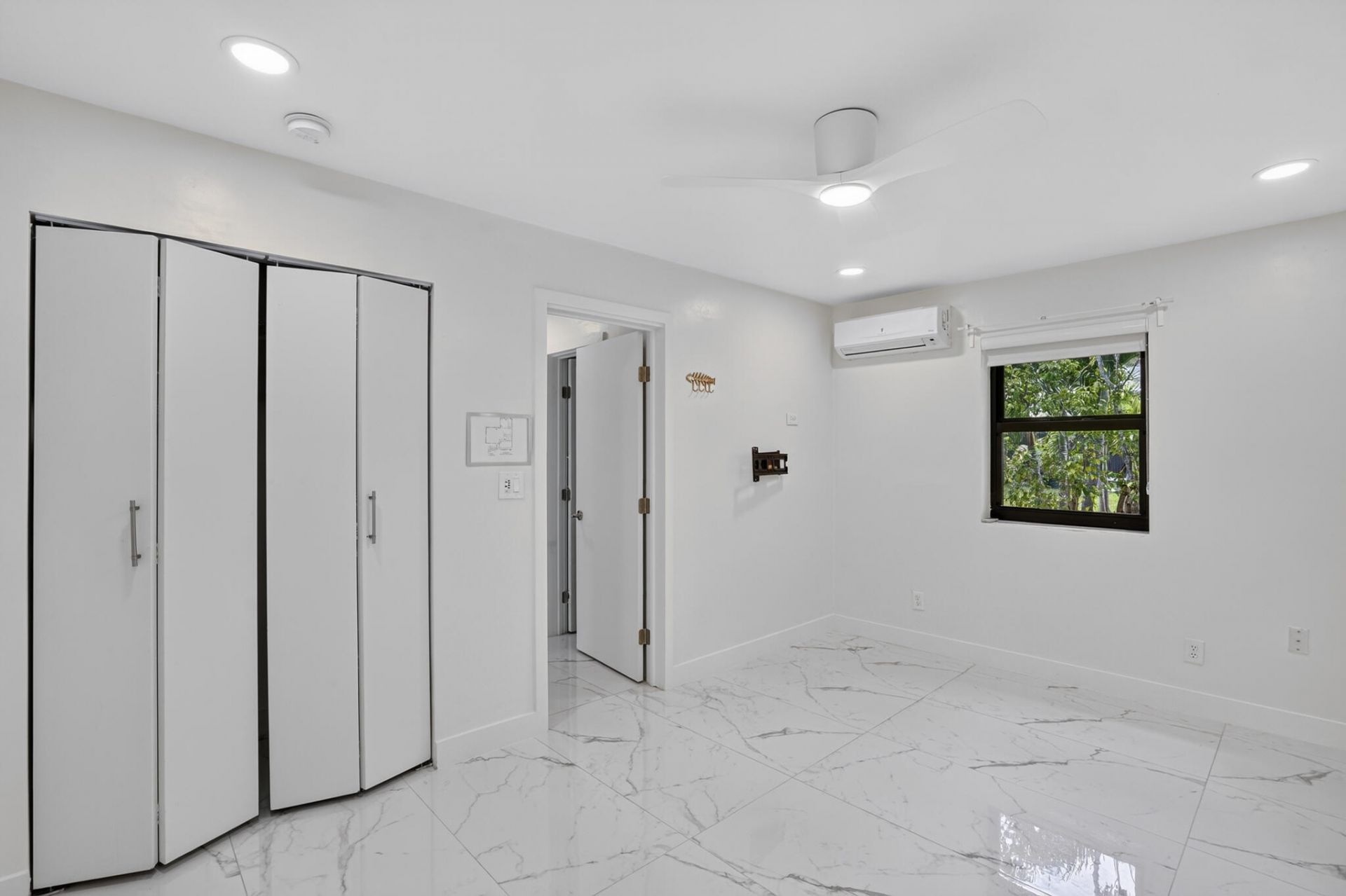 26 NE 3rd Street, Unit Apt. 2, Dania Beach, FL 33004 Photo