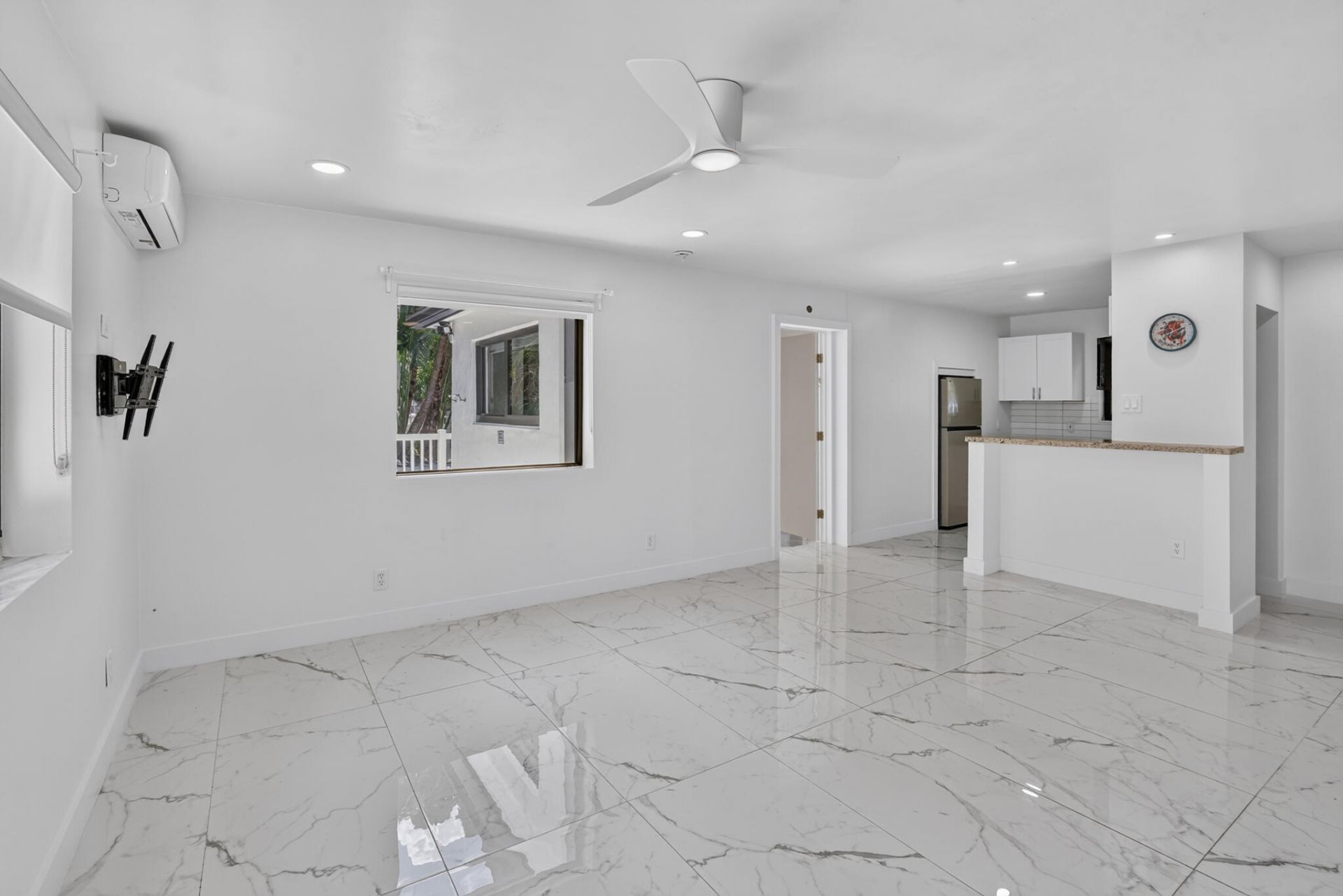 26 NE 3rd Street, Unit Apt. 2, Dania Beach, FL 33004 Photo