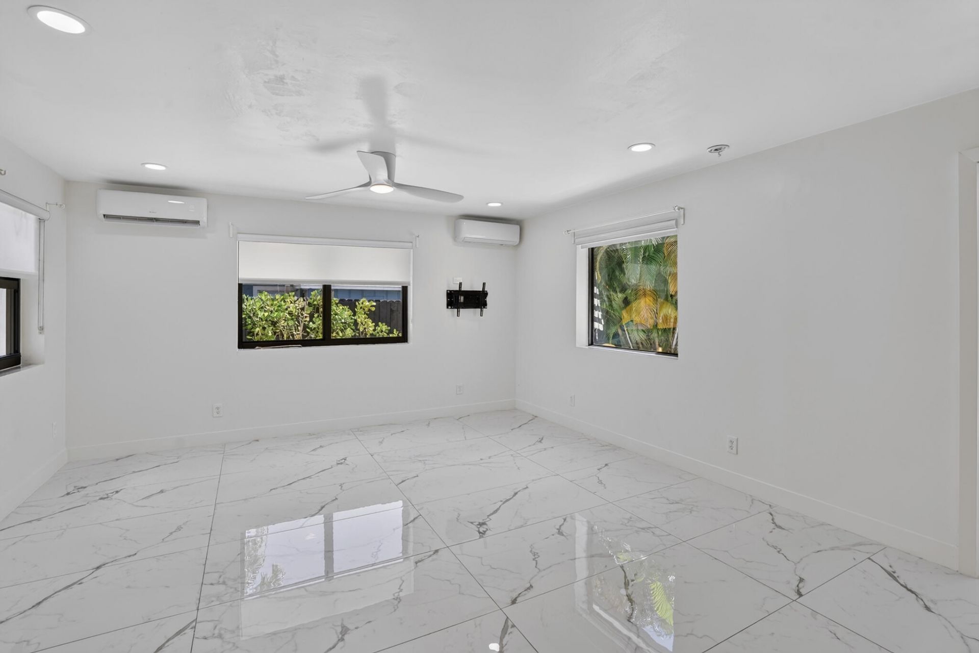 26 NE 3rd Street, Unit Apt. 2, Dania Beach, FL 33004 Photo