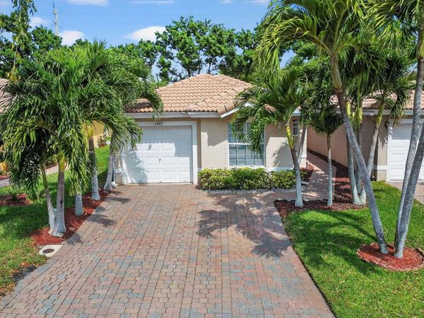 3387 Commodore Court, West Palm Beach, FL 33411