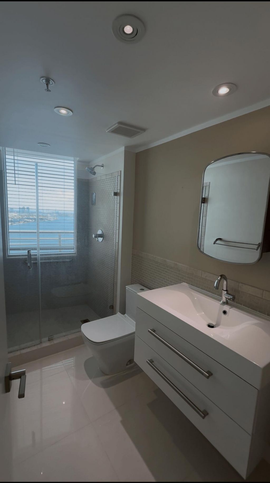 325 S Biscayne Boulevard, Unit 3926-A, Miami, FL 33131 Photo