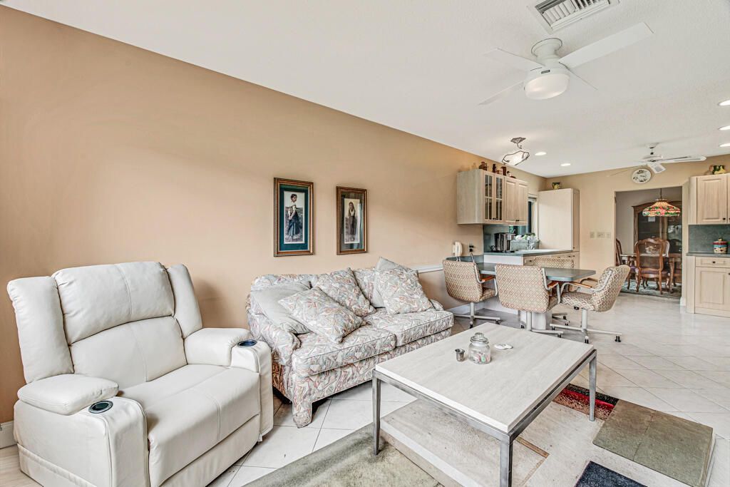 10301 Greenbriar Court, Boca Raton, FL 33498 Photo