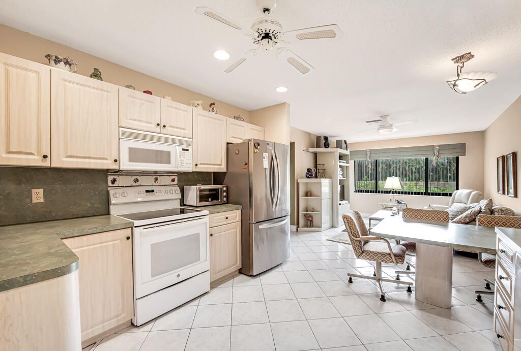 10301 Greenbriar Court, Boca Raton, FL 33498 Photo