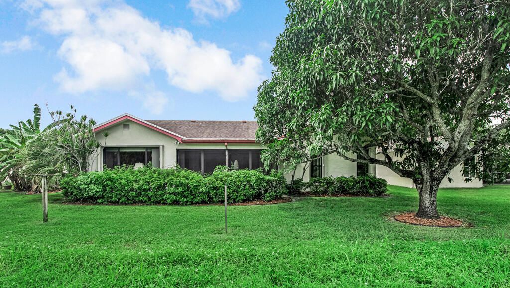 10301 Greenbriar Court, Boca Raton, FL 33498 Photo