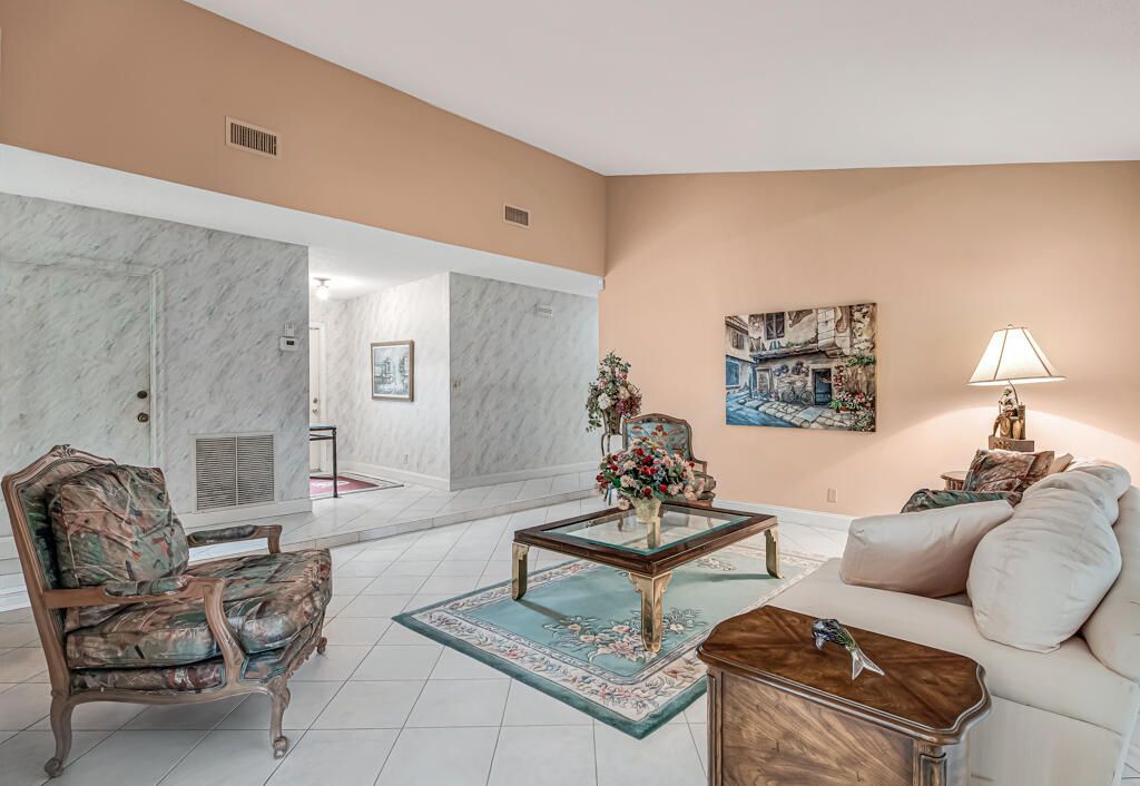 10301 Greenbriar Court, Boca Raton, FL 33498 Photo