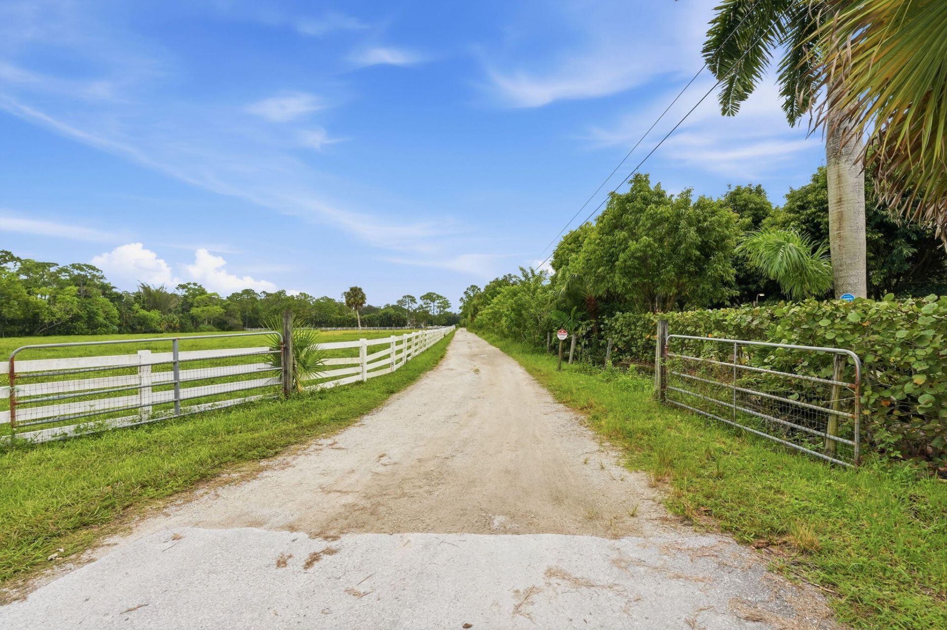 1812 B Road, Loxahatchee Groves, FL 33470 Photo