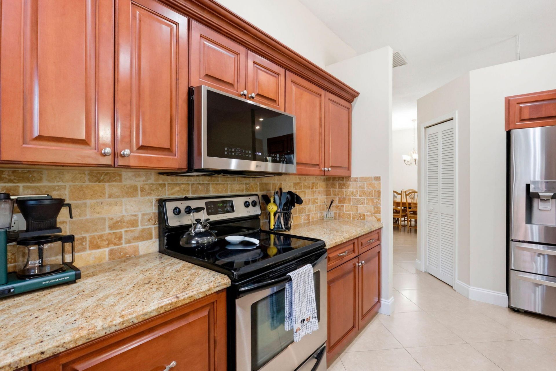 435 Mohawk Lane, Boca Raton, FL 33487 Photo