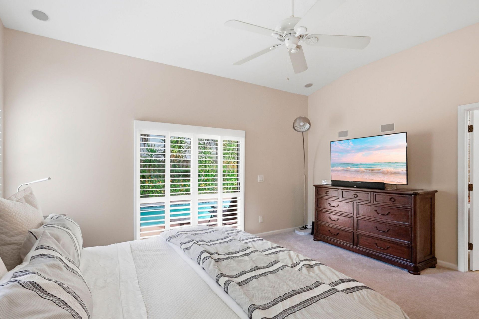 435 Mohawk Lane, Boca Raton, FL 33487 Photo