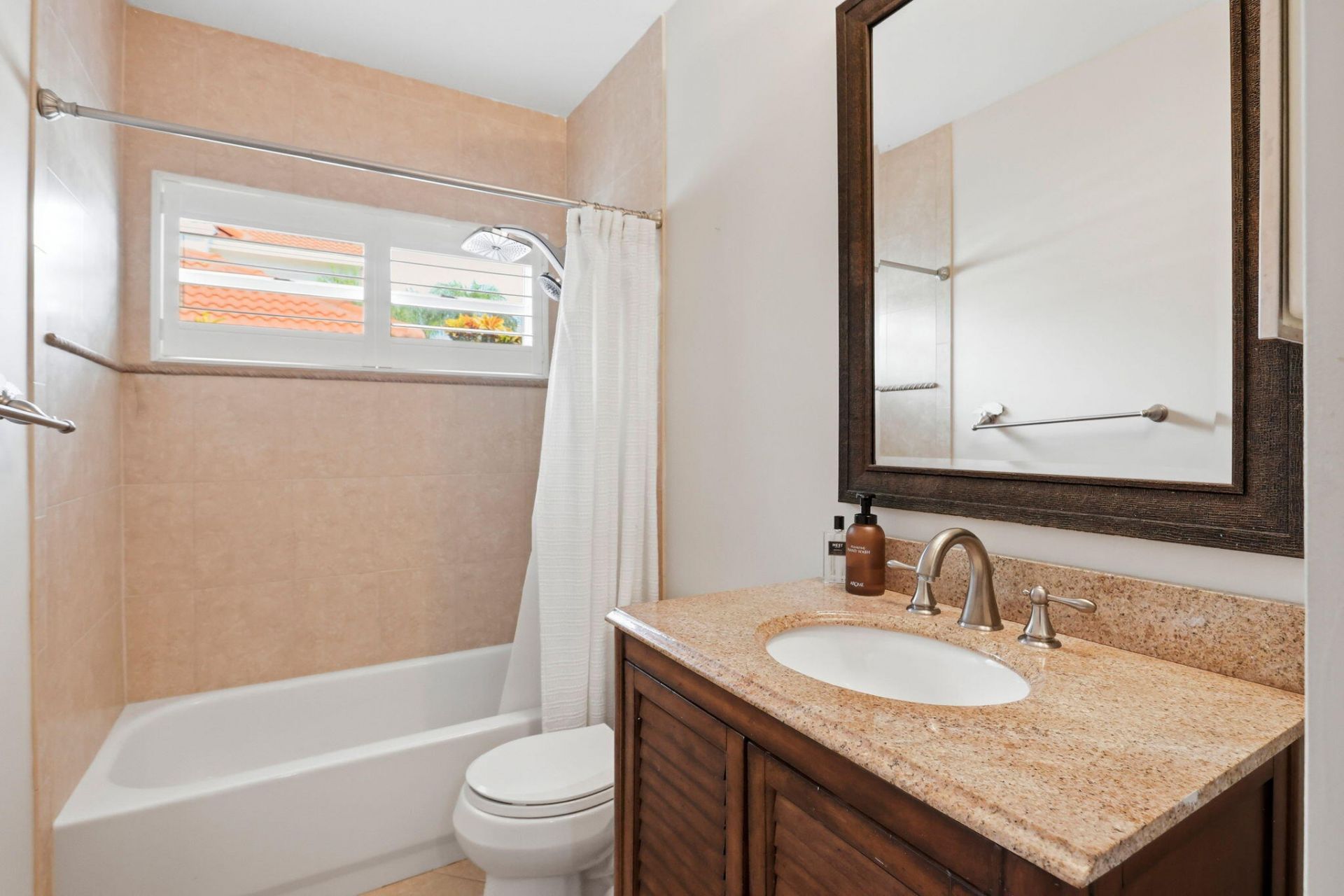 435 Mohawk Lane, Boca Raton, FL 33487 Photo