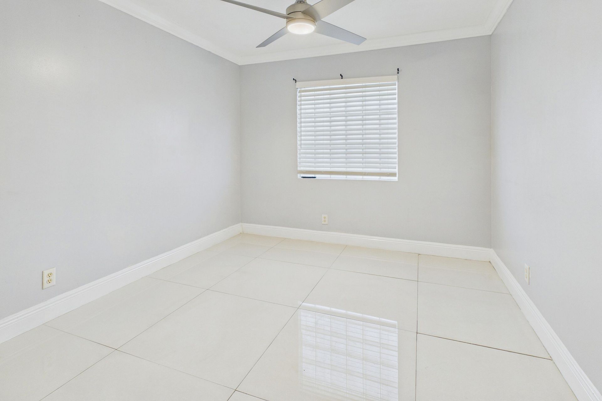 657 Perdido Heights Drive, Lake Belvedere Estates, FL 33413 Photo