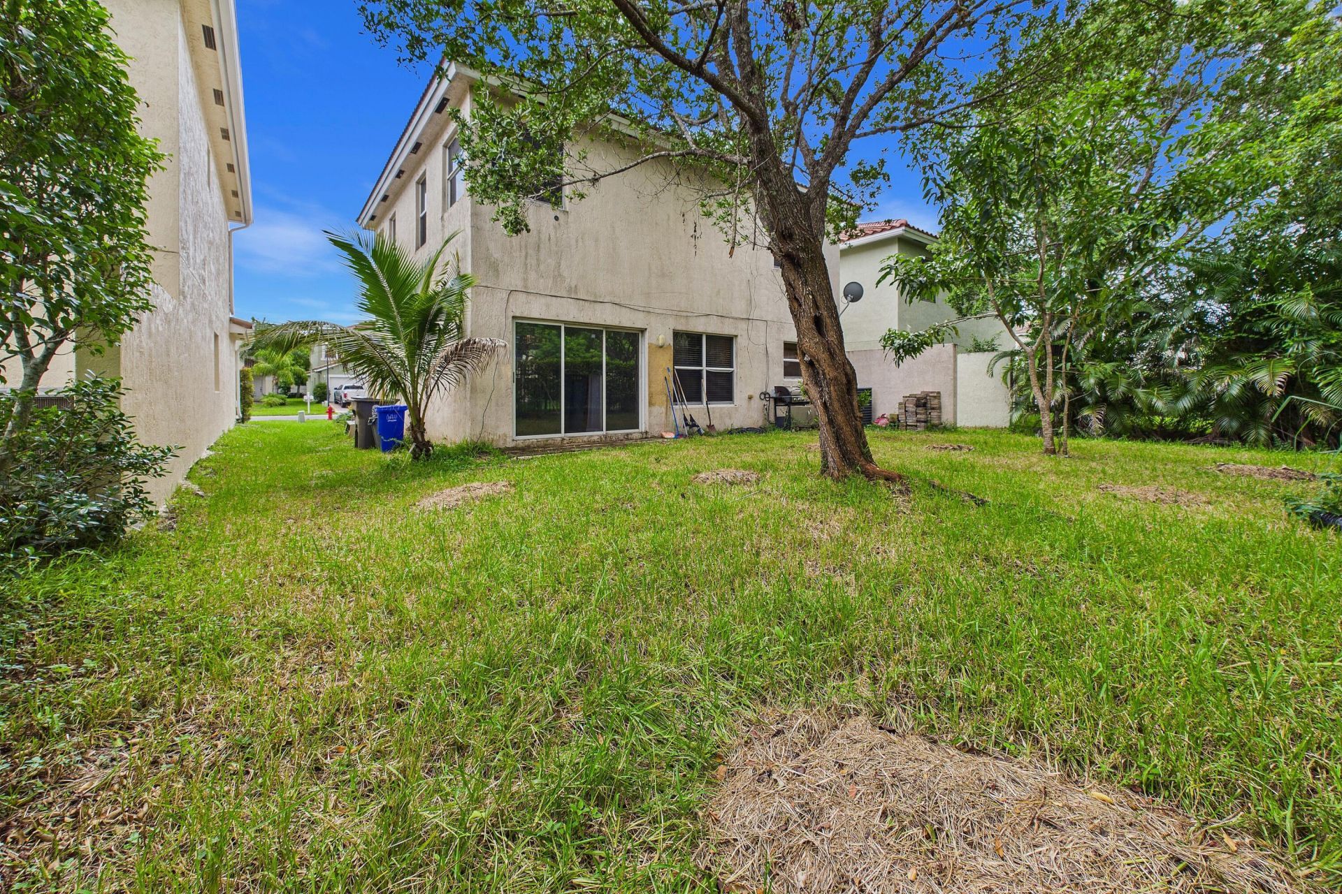 657 Perdido Heights Drive, Lake Belvedere Estates, FL 33413 Photo