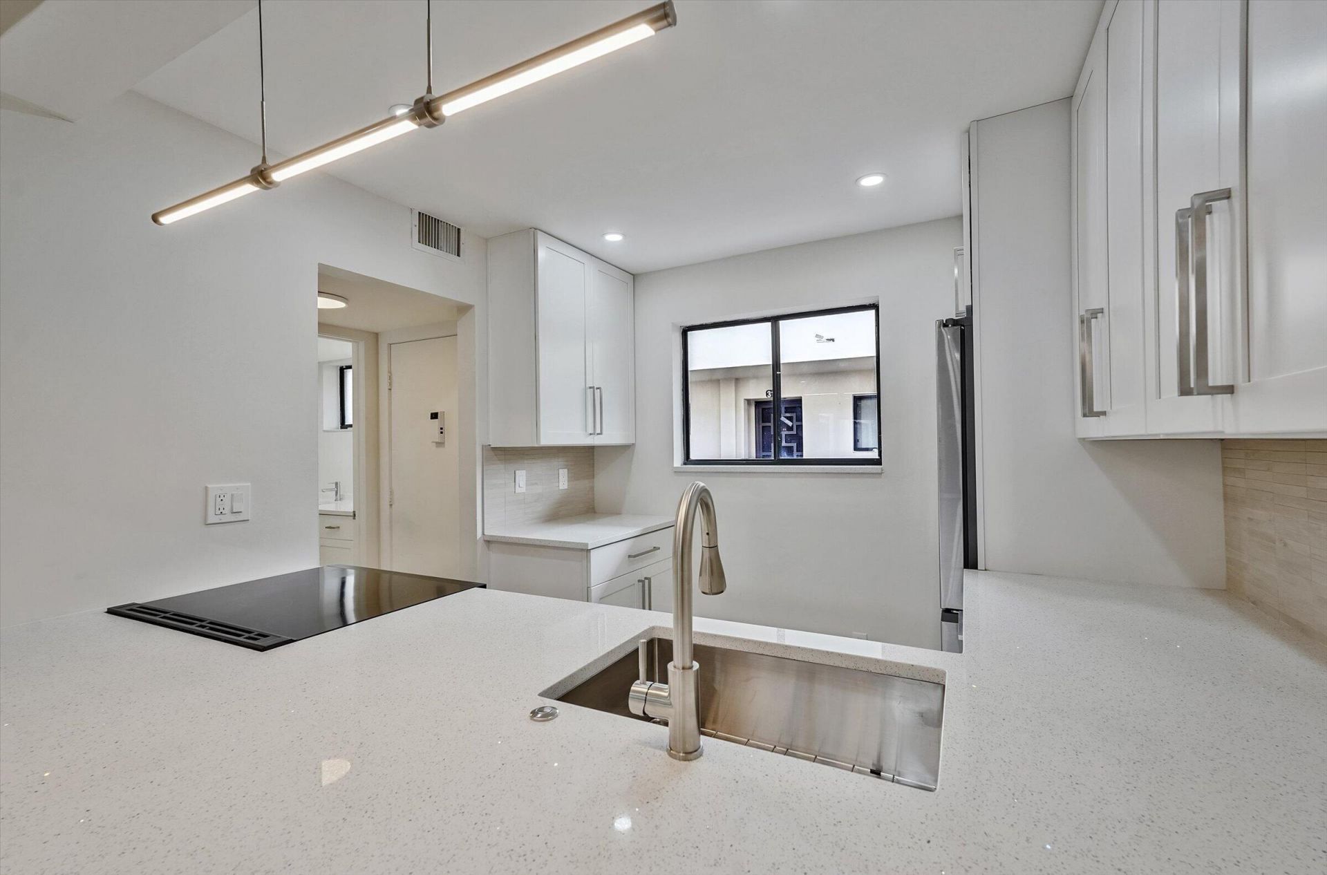 5220 Las Verdes Circle, Delray Beach, FL 33484 Photo