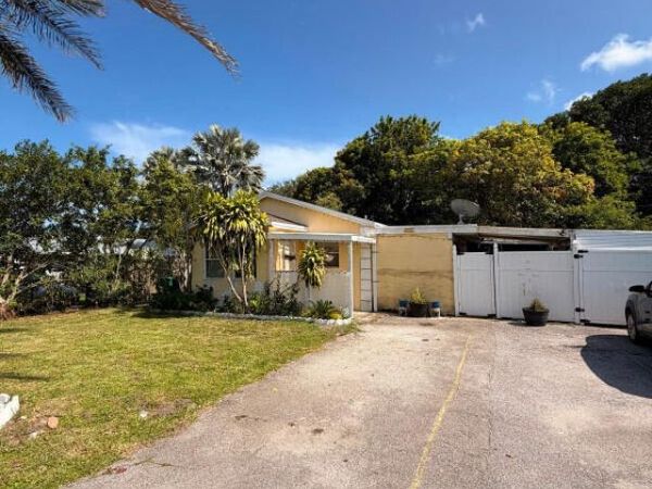 1731 W 13th Street, West Palm Beach, FL 33404