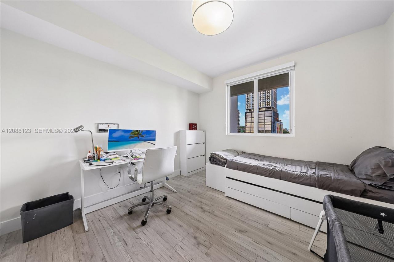 600 NE 27th St, Unit 704, Miami, FL 33137 Photo