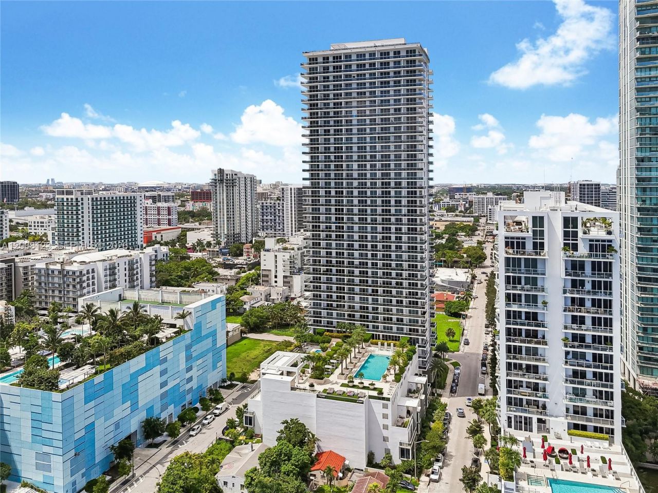 600 NE 27th St, Unit 704, Miami, FL 33137 Photo