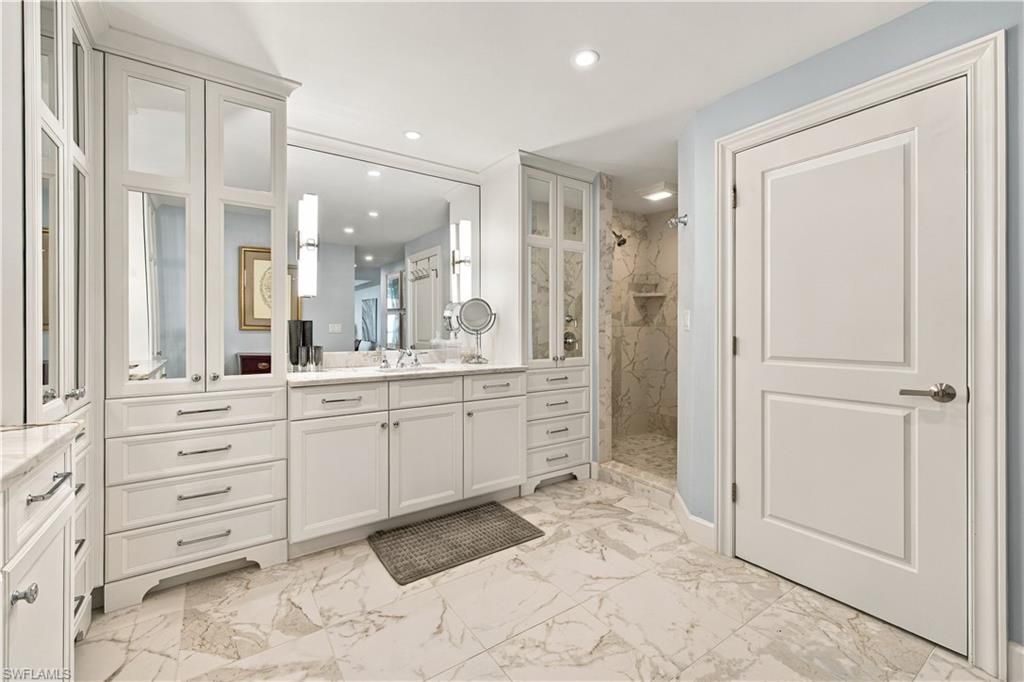 4951 Gulf Shore Blvd N, Unit 501, Naples, FL 34103 Photo