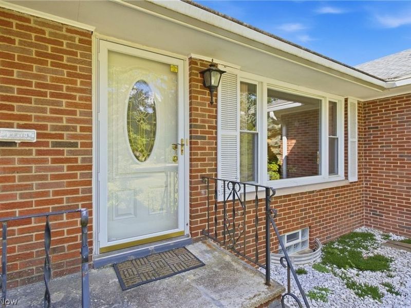 6060 Highland Road, Highland Heights, OH 44143 Photo 3
