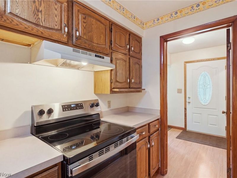 6060 Highland Road, Highland Heights, OH 44143 Photo 7
