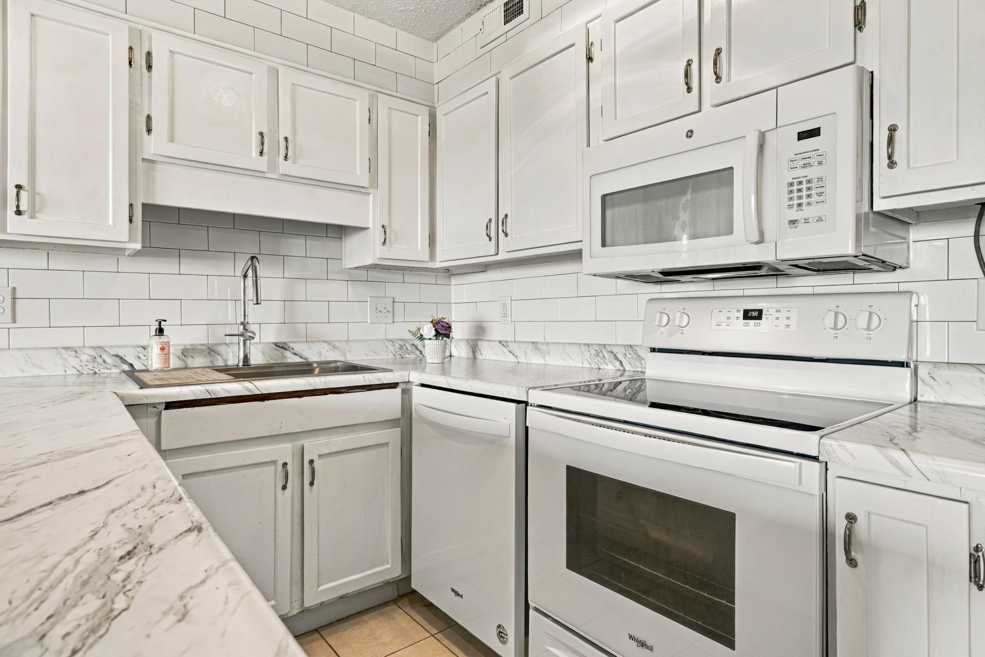 1305 S Ocean Blvd. Photo 15