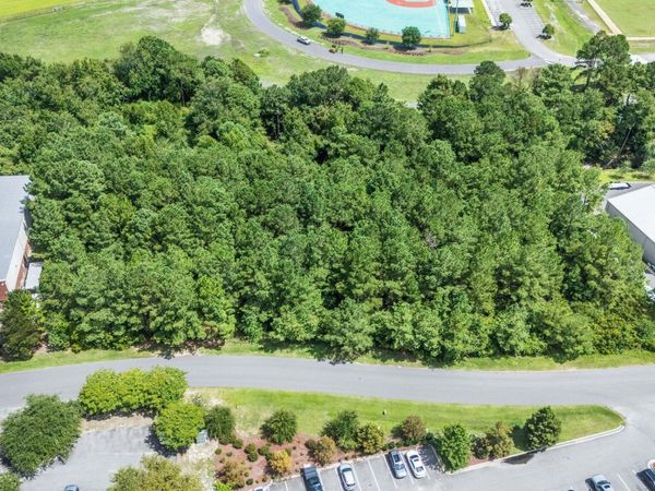 2008 Corporate Drive , Wilmington, NC 28405