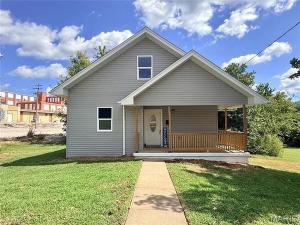 501 Holly Street , Perryville, MO 63775