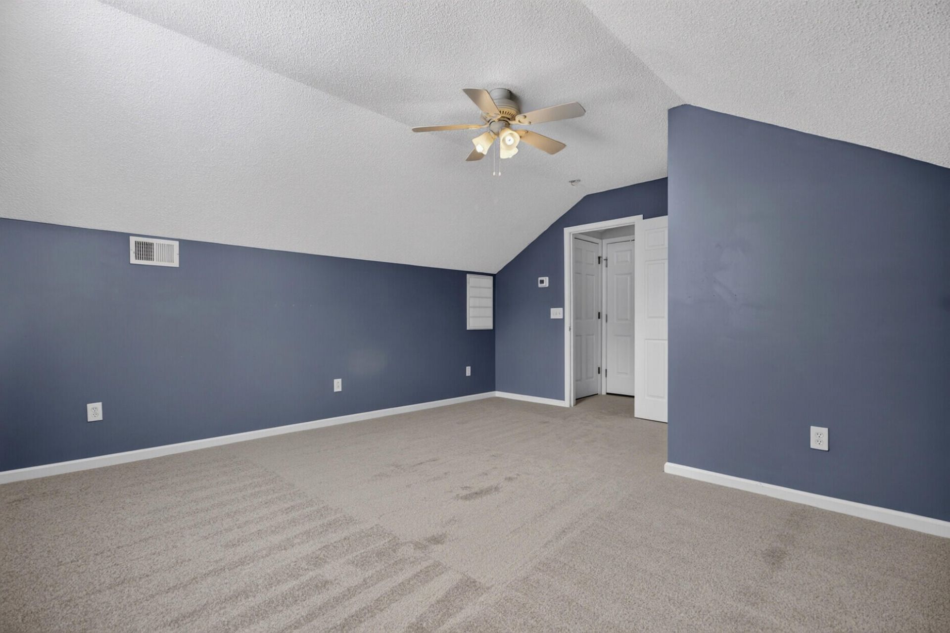 1048 Briar Rose Lane Photo 27
