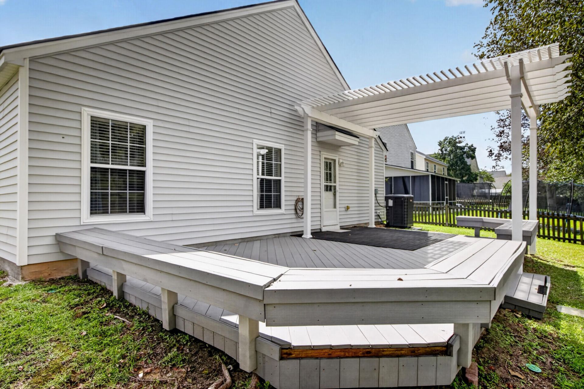 1048 Briar Rose Lane Photo 29