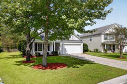 1048 Briar Rose Lane photo 4