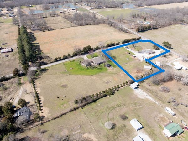 9075 Old State Route 1 , Unit 3 & 4, New Johnsonville, TN 37134