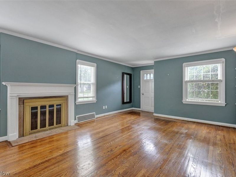 24907 E Oakland Road, Bay Village, OH 44140 Photo 3