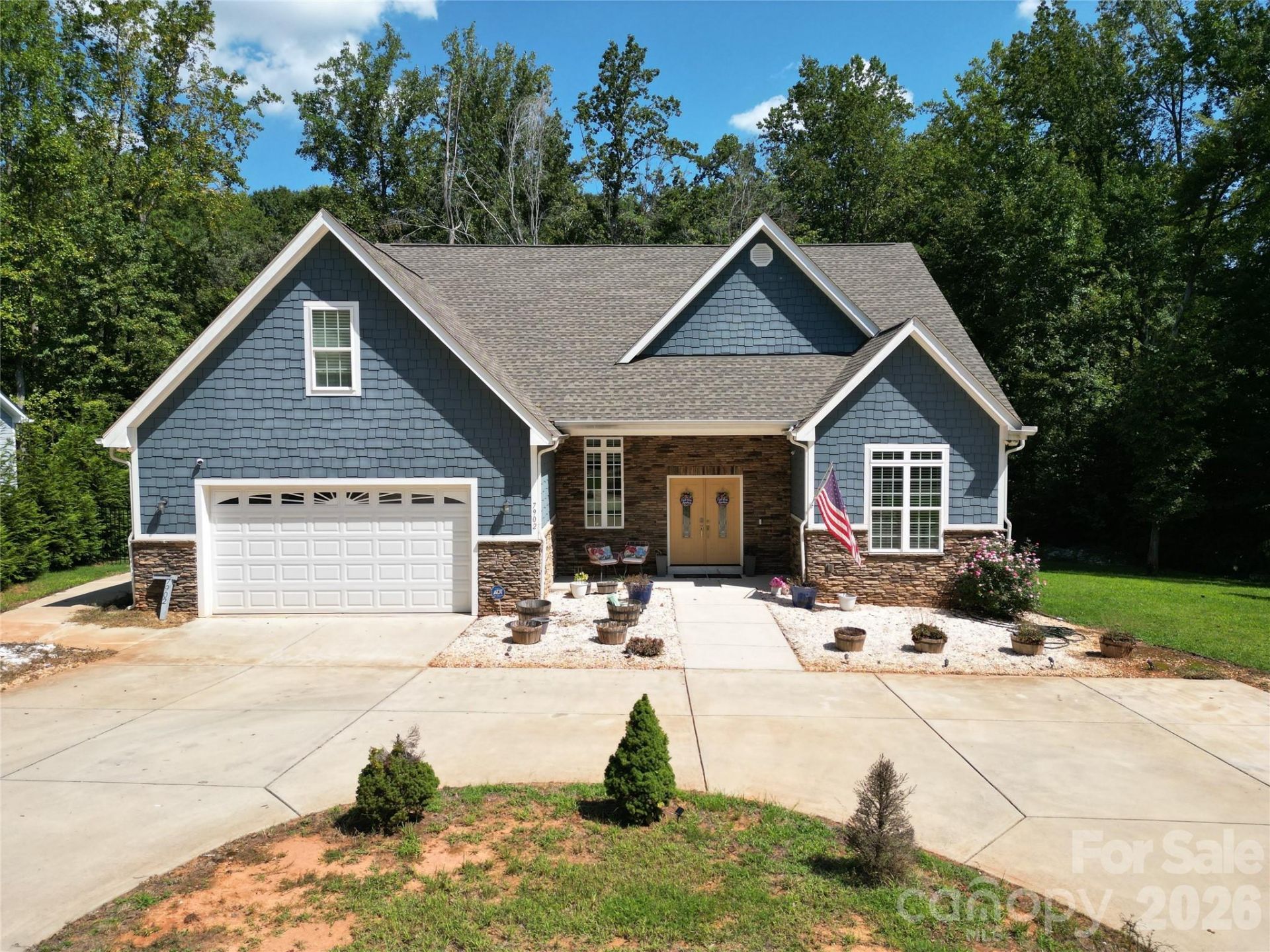7902 Denbur Drive, Charlotte, NC 28215 Main Photo