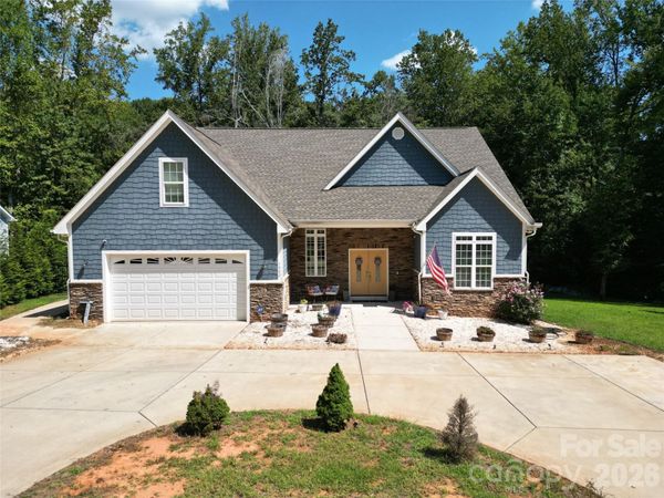 7902 Denbur Drive, Charlotte, NC 28215