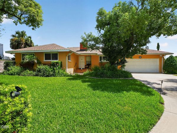 2229 S Peninsula Drive, Daytona Beach, FL 32118