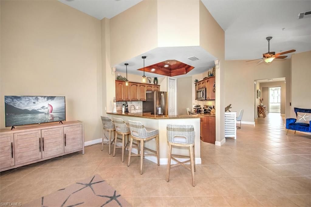 8375 Whisper Trace Ln, Unit 203, Naples, FL 34114 Photo