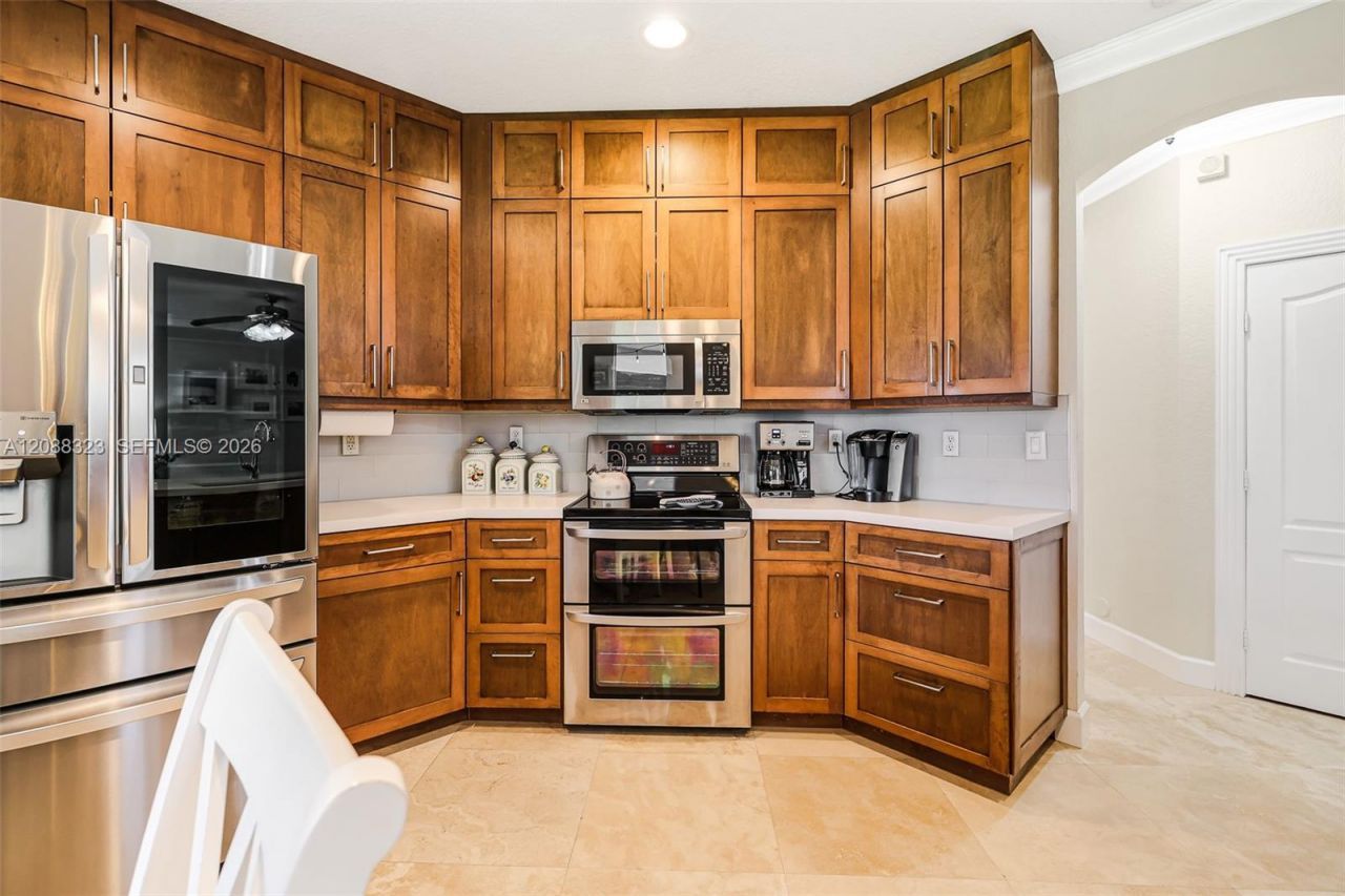 16290 SW 68th Ter, Miami, FL 33193 Photo
