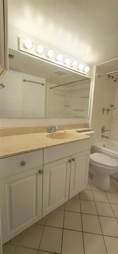 2621 Village Blvd, Unit 102, West Palm Beach, FL 33409 Photo