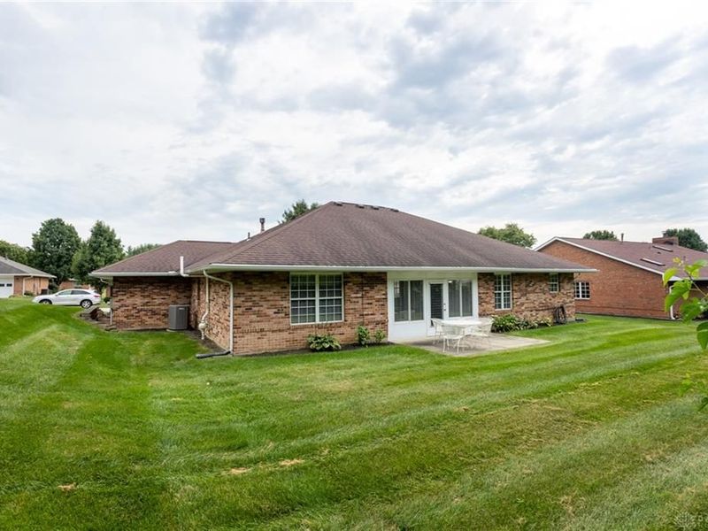 1333 Northgate Boulevard, Fairborn, OH 45324 Photo 3