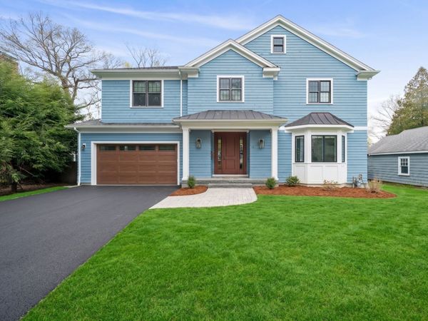 11 Woodhaven Rd, Newton, MA 02468