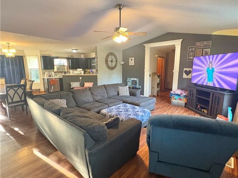 169 Kingsville Way, Roaming Shores, OH 44084 Photo 7