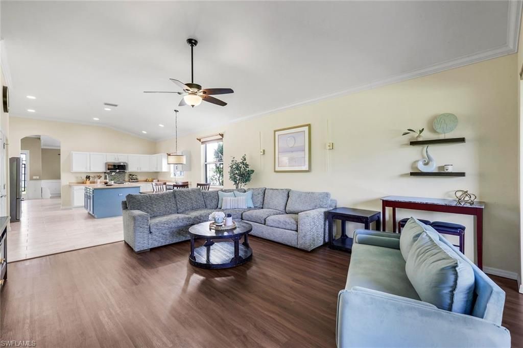 2095 Sagebrush Cir, Naples, FL 34120 Photo