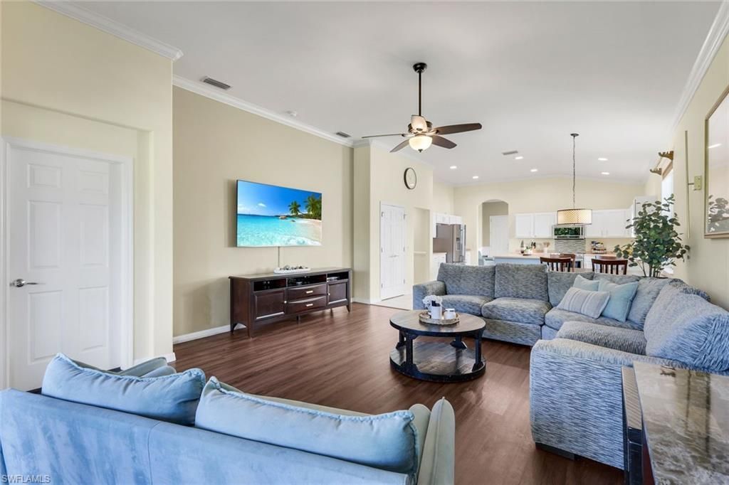 2095 Sagebrush Cir, Naples, FL 34120 Photo