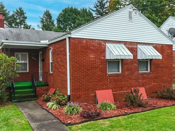 840 Main Street , Belpre, OH 45714