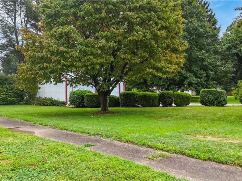 840 Main Street, Belpre, OH 45714 Photo 32