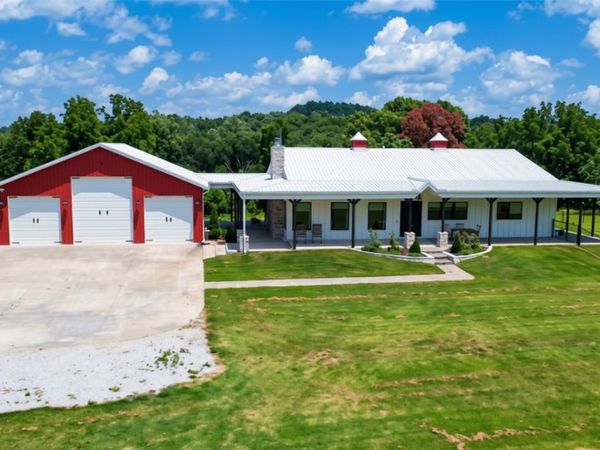 16453 Rocky Dell Road, Gravette, AR 72736